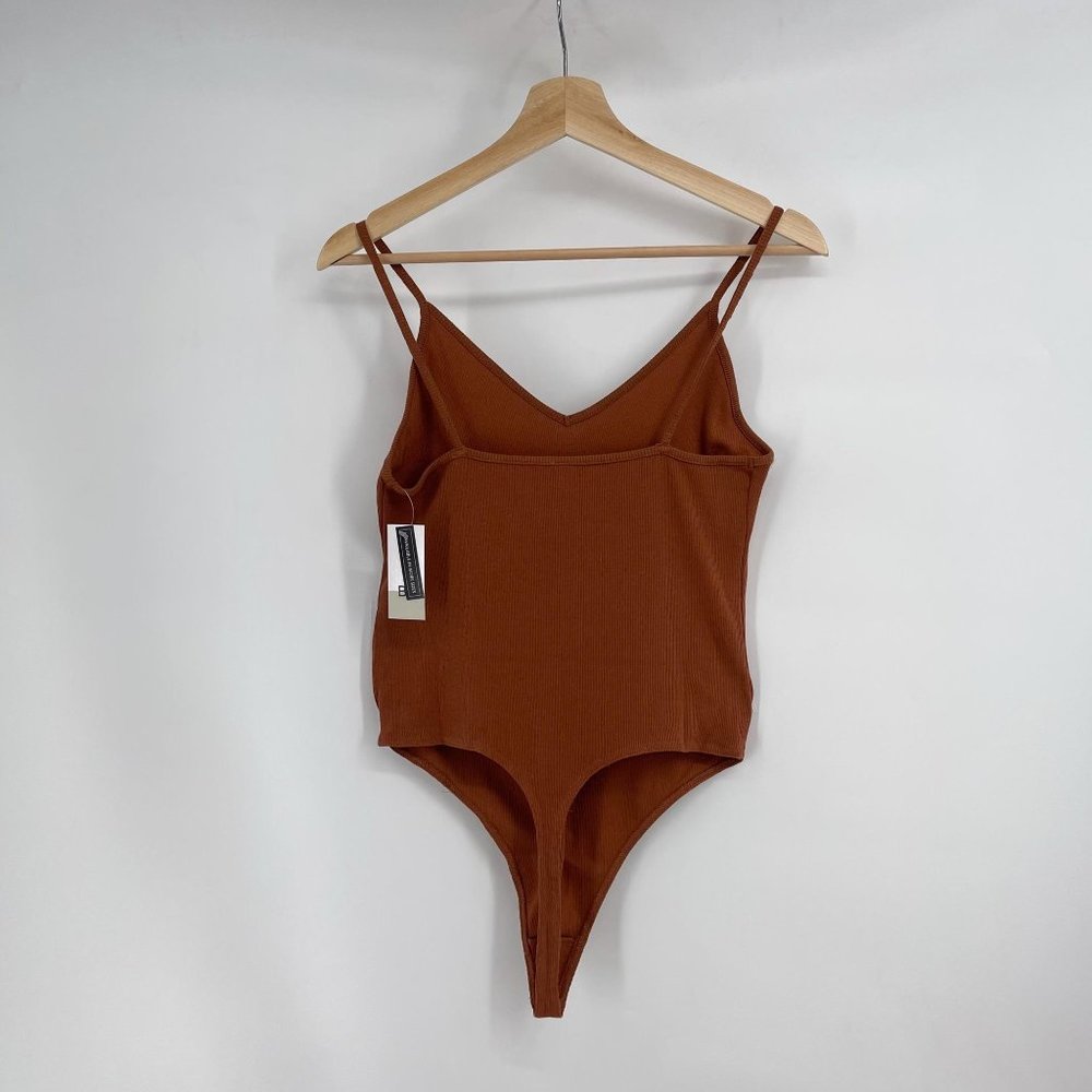 Bodysuit ribbed v neck from Nordstrom L - Picture 3 of 6